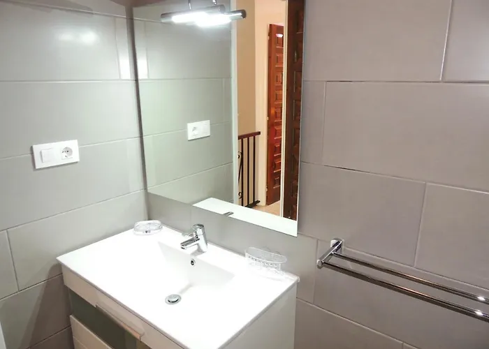 Byblos 74 - Immo Barneda 艾姆布里亚布拉瓦