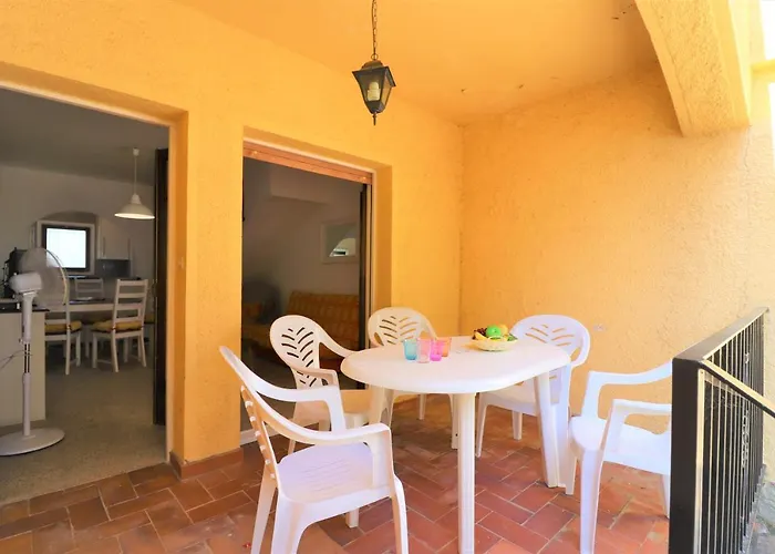 Byblos 74 - Immo Barneda 度假居